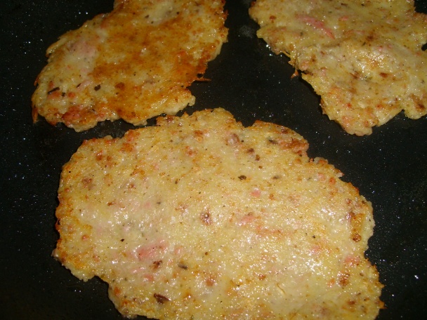 Zemiakové placky so salámou (fotorecept) - obrázok 4