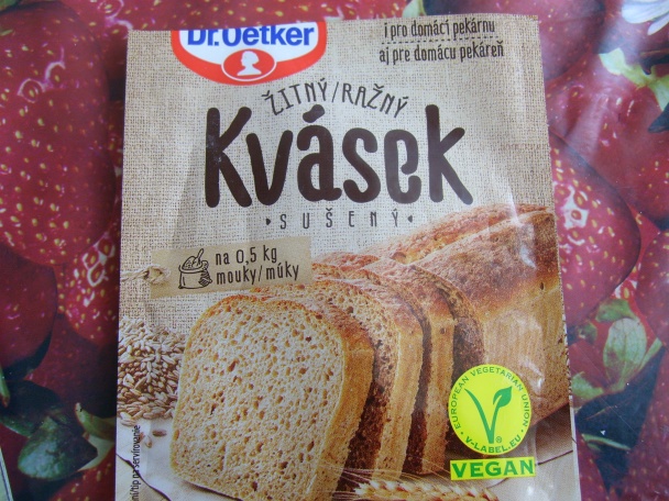 Domáci kváskový mazanec (fotorecept) - obrázok 1