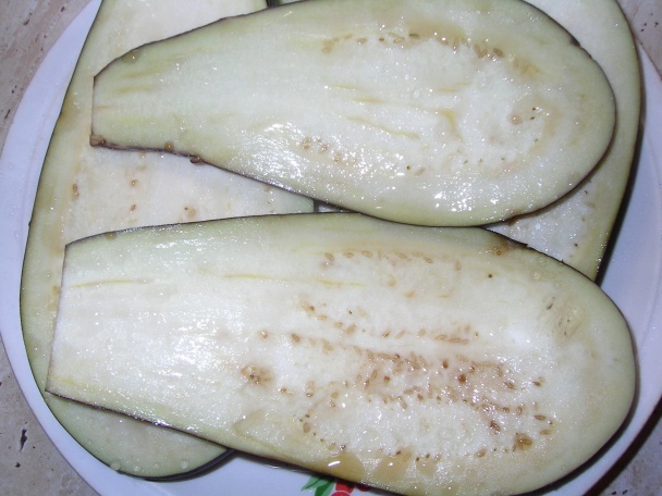 Zapečený baklažán s mozzarellou - obrázok 1