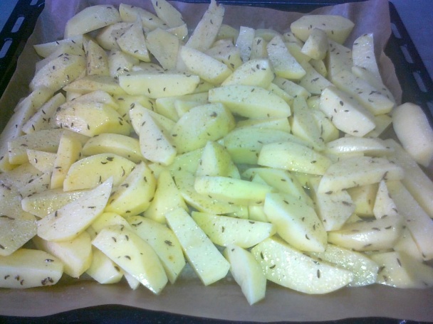 Šťuka na slanine s mrkvou a pečenými zemiakmi - obrázok 1