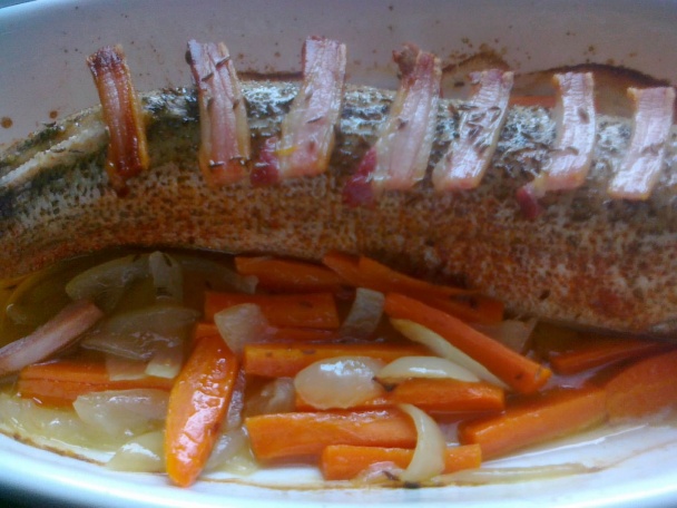 Šťuka na slanine s mrkvou a pečenými zemiakmi - obrázok 3