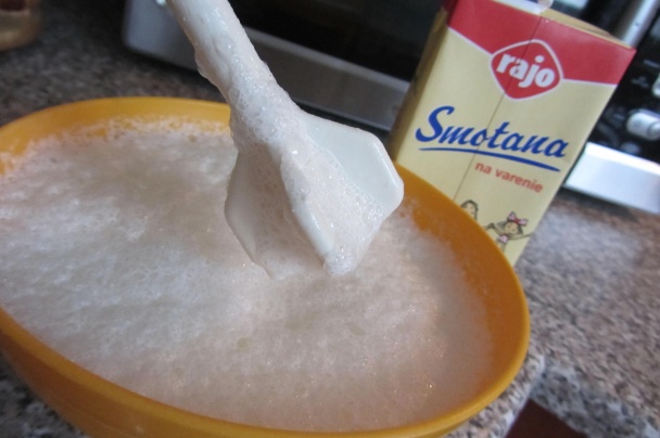 Hubová smotanová polievka - obrázok 4