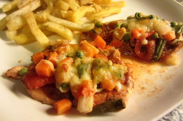 Kuracie prsia v alobale so zeleninou - obrázok 6