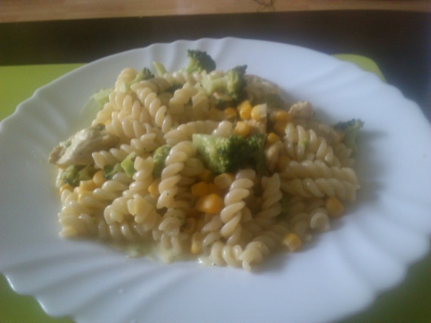 Kurací šalát s brokolicou - obrázok 3