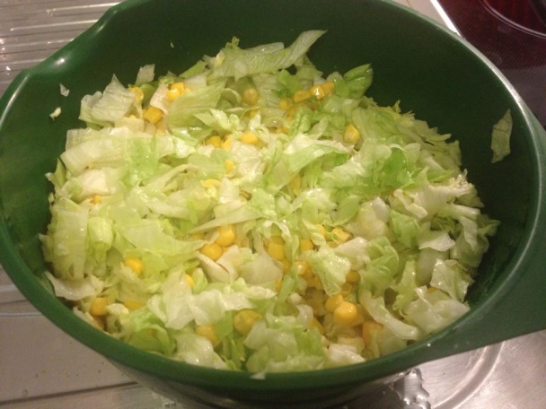 Ľadový šalát s kukuricou alebo Čínsky šalát - obrázok 2