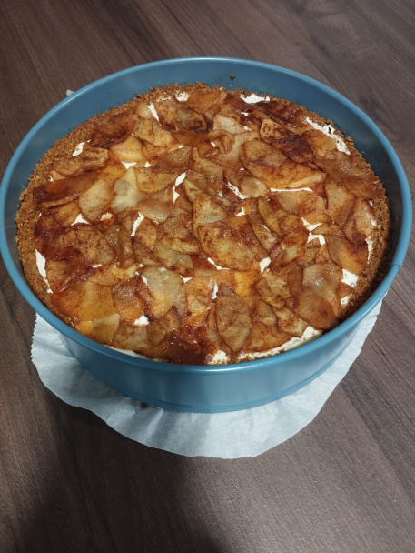 Jablkový cheesecake so škoricovou mrveničkou (fotorecept) - obrázok 4