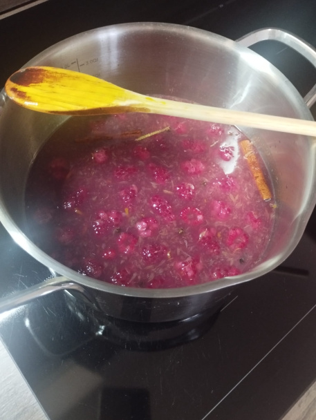 Punčová torta od Veroniky Bušovej (fotorecept) - obrázok 3