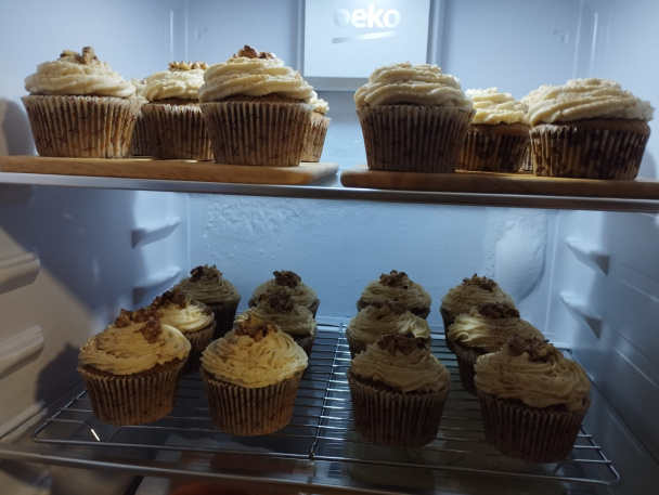 Kávové cupcakes s vlašskými orechmi - obrázok 8