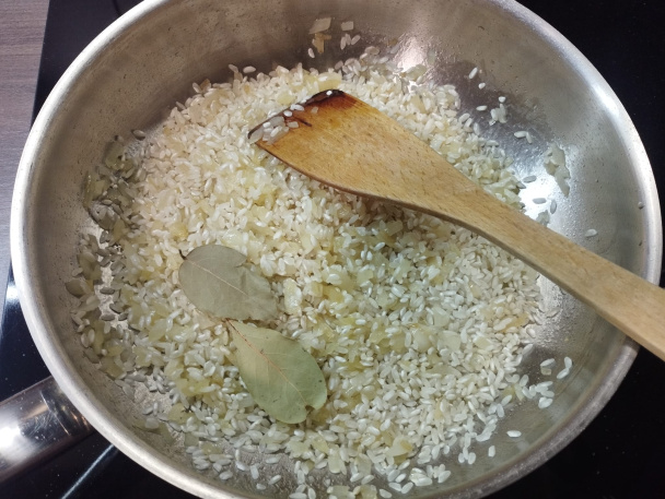 Krémové lososové rizoto s cherry paradajkami (fotorecept) - obrázok 3