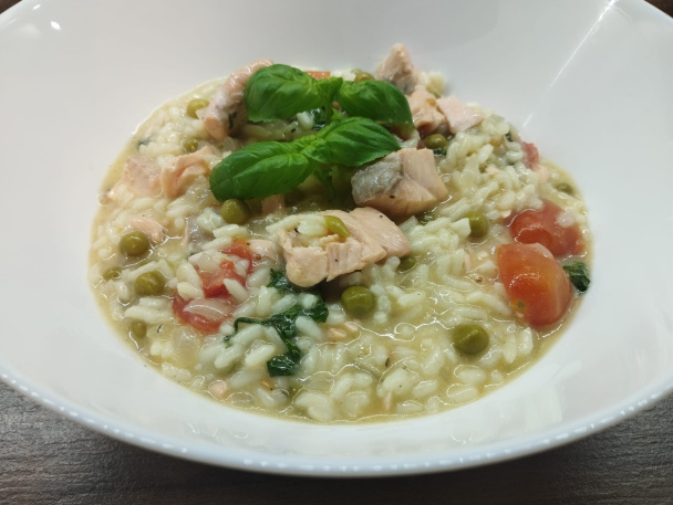 Krémové lososové rizoto s cherry paradajkami (fotorecept) - obrázok 9