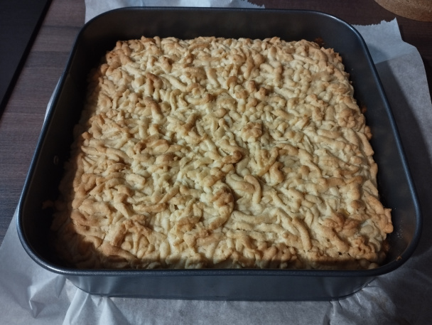 Svieži strúhaný tvarohový koláč s citrónovou kôrou (fotorecept) - obrázok 7