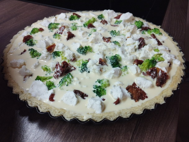 Quiche s kozím syrom, brokolicou a sušenými paradajkami od Romana Paulusa (fotorecept) - obrázok 8