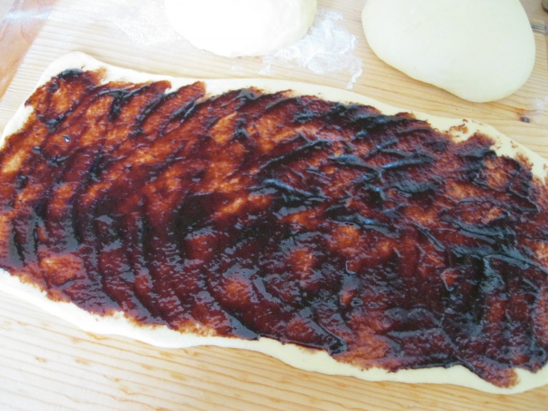 Pletenec s výbornou plnkou (fotorecept) - obrázok 6