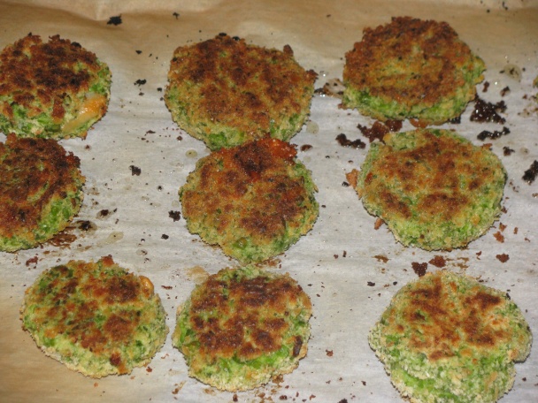 Hráškové fašírky na paradajkovej omáčke (fotorecept) - obrázok 4