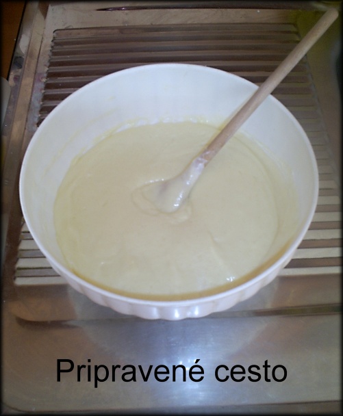 Rýchly koláč s jahodami. - obrázok 1