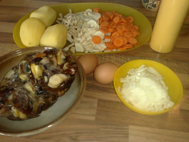 Polievka z húb - podpiniek (fotorecept) - obrázok 1