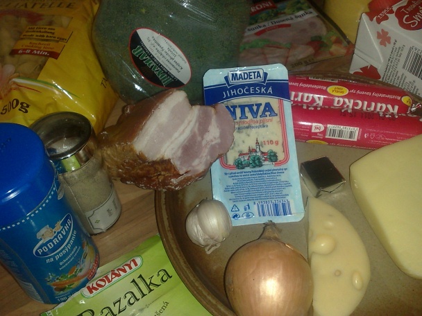 Cestoviny so syrovo-brokolicovou omáčkou (fotorecept) - obrázok 1