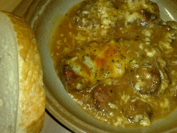 Hovädzie s klobáskou z jedného hrnca(fotorecept) - obrázok 11