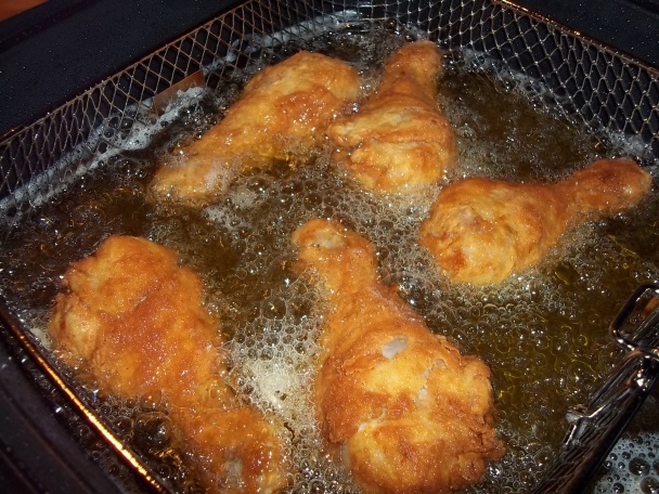 Vyprážané stehienka (fotorecept) - obrázok 4