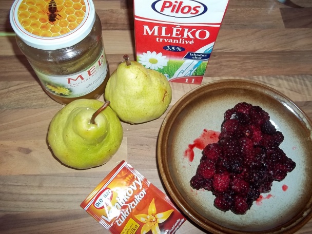 Černicovo-hruškový koktail (fotorecept) - obrázok 1