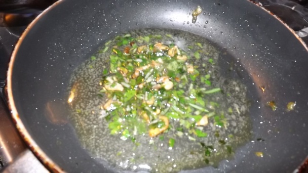 Losos s bylinkami a pečenými zemiakmi (fotorecept) - obrázok 9