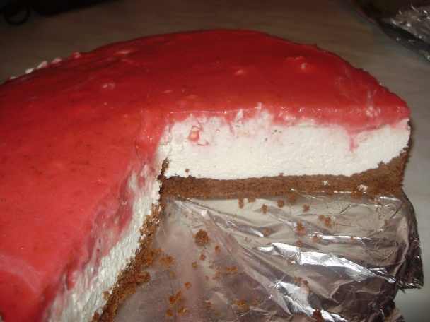 Tvarohovo-jahodová nepečená torta - obrázok 3