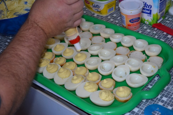 Plnené vajcia (fotorecept) - obrázok 10