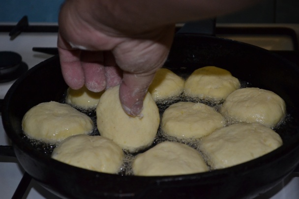 Plnené placičky zo zemiakovej kaše - obrázok 2