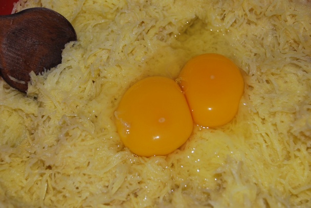 Bramborák s kuracou pečeňou na cibuli - obrázok 1