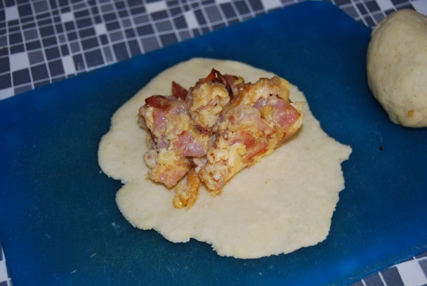 „Dobrý prase všetko spase“ - praženica so šunkou a syrom (fotorecept) - obrázok 8