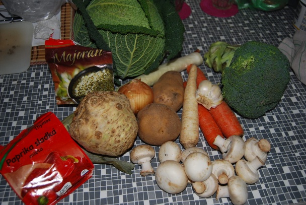 Česká ,,bramboračka,, s houbama - obrázok 1