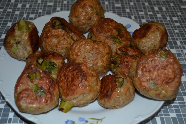 Brokolica v mletom mäse (fotorecept) - obrázok 12