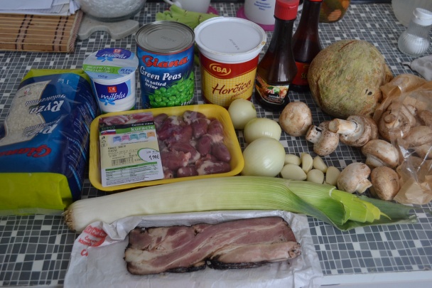 Kuracie srdcia na šampiňónoch s hráškom (fotorecept) - obrázok 1