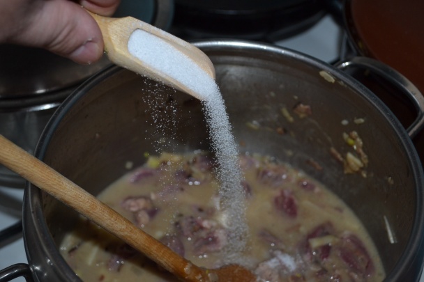 Kuracie srdcia na šampiňónoch s hráškom (fotorecept) - obrázok 7