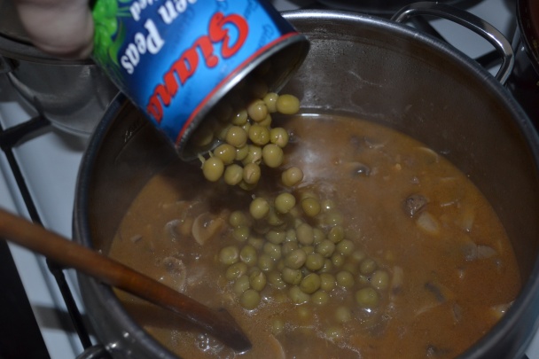Kuracie srdcia na šampiňónoch s hráškom (fotorecept) - obrázok 11