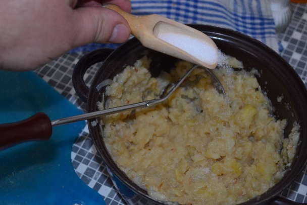 Bravčová krkovička so zelerovým pyré (fotorecept) - obrázok 13