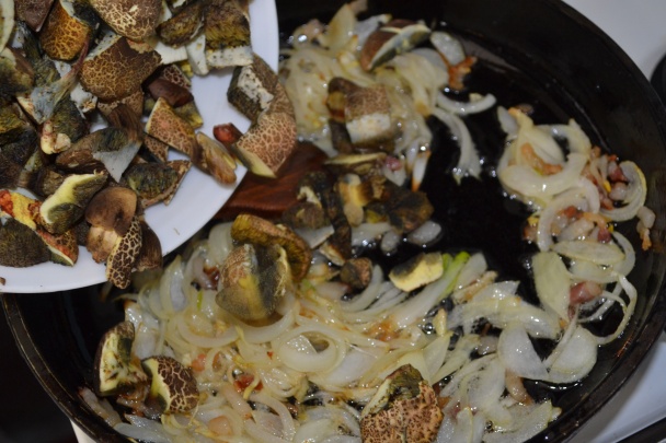 Hríby na zelenine a s kuracími prsiami na slanine (fotorecept) - obrázok 5