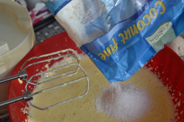 Kokosovo - orechová torta pre Zuzku (fotorecept) - obrázok 7