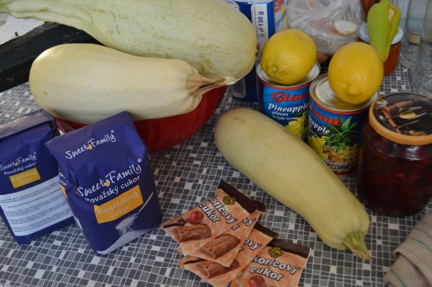 Tekvicový kompót s višňami v cukre (fotorecept) - obrázok 1