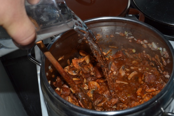 Pečeňovec dubový a gulášik z neho (fotorecept) - obrázok 8