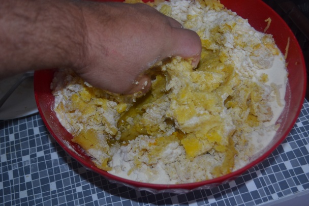 Bramborové knedlíky plnené bravčovou pečienkou (fotorecept) - obrázok 5