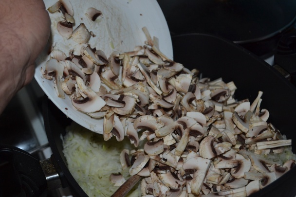 Dusený kaleráb so šampiňónmi na masle (fotorecept) - obrázok 3