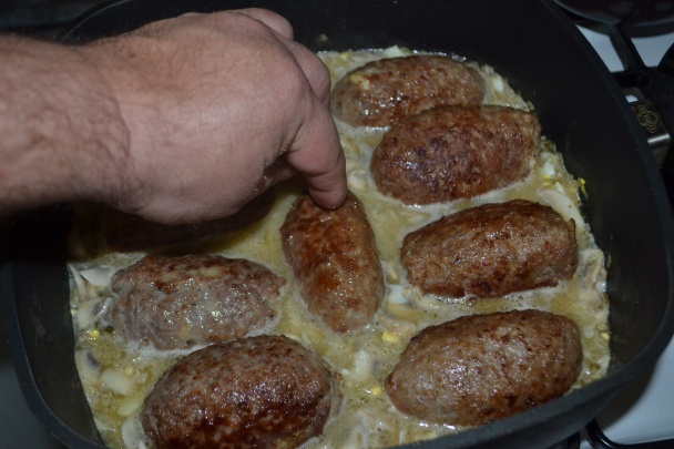 Španielsky vtáčik z mletého mäsa (fotorecept) - obrázok 11