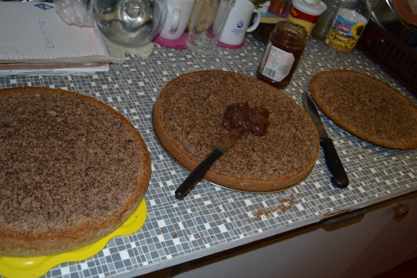 Orechovo-olejová torta na stretko (fotorecept) - obrázok 9