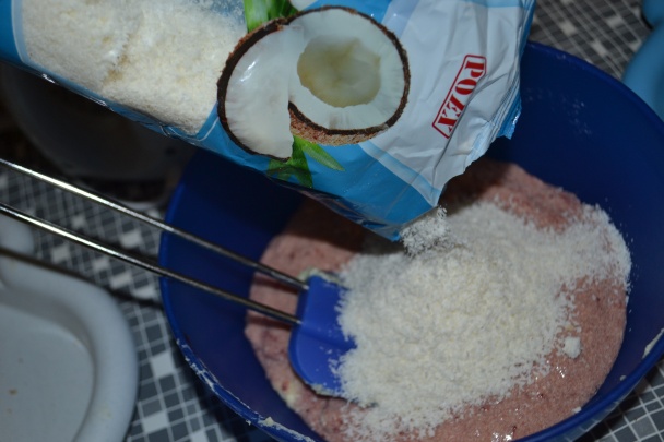 Ako ,,zachrániť,, zbabranú tortu (fotorecept) - obrázok 7