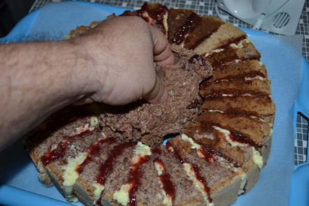 Ako ,,zachrániť,, zbabranú tortu (fotorecept) - obrázok 10