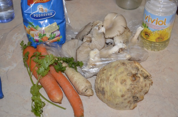 Hlivovová polievka z východu (fotorecept) - obrázok 1