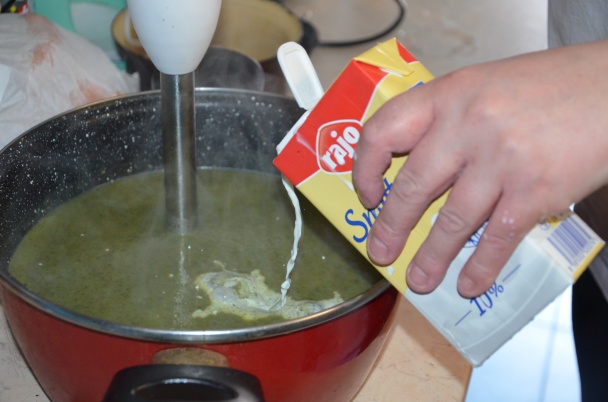 Polievka z medvedieho cesnaku (fotorecept) - obrázok 4