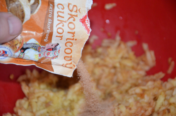 Štrúdľa s piškótami, jablkom a pudingom (fotorecept) - obrázok 2