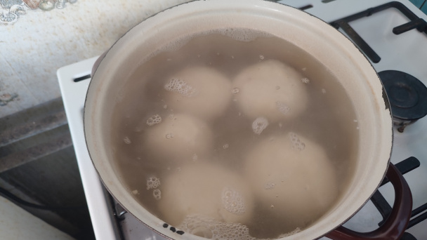 Tvarohové knedličky s jahodovým lekvárom (fotorecept) - obrázok 4